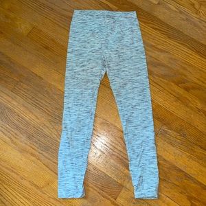 Girl’s Cat & Jack Gray/White Leggings Size L10/12